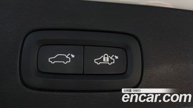 Volvo V60 Cross Country 2세대 B5 Ultimate AWD, 2024 20