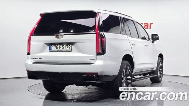 Cadillac Escalade 5세대 Sport Platinum, 2022 2