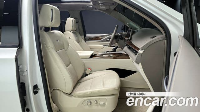 Cadillac Escalade 5세대 Sport Platinum, 2022 10