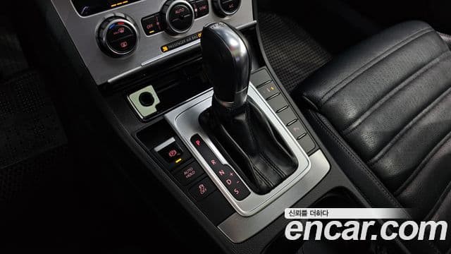 Volkswagen New CC 2.0 TSI, 2014 9