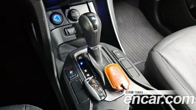 Hyundai Santa Fe DM Premium, 2015 9