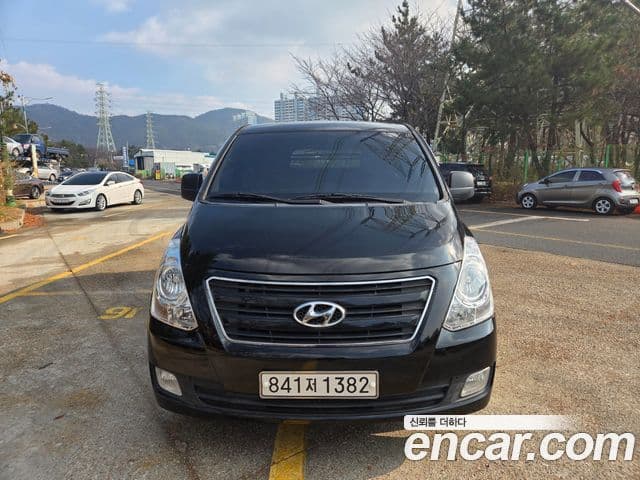 Hyundai Grand Starex Modern, 2017 1