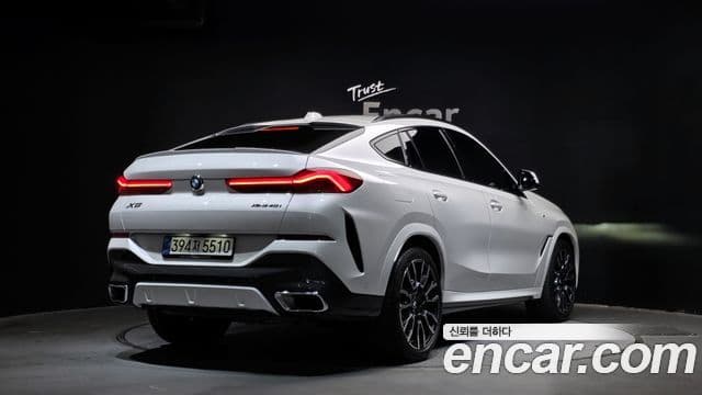 BMW X6 (G06) xDrive40i M Sport, 2025 2