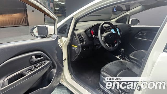 Kia All New Pride Prestige, 2012 11