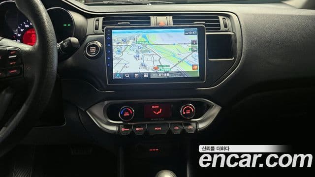 Kia All New Pride Prestige, 2012 15