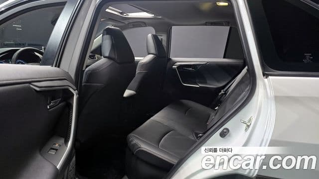 Toyota RAV4 5세대 2.5 4WD гибрид LTD, 2025 12