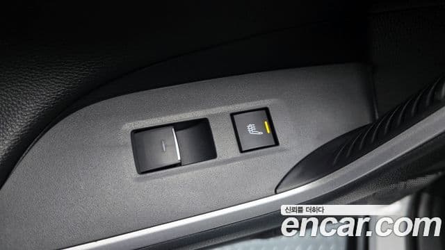 Toyota RAV4 5세대 2.5 4WD гибрид LTD, 2025 19