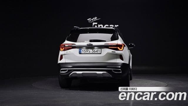 Kia Seltos Signature, 2022 4