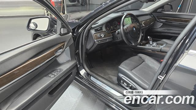 BMW 7시리즈 (F01) 750Li, 2014 11