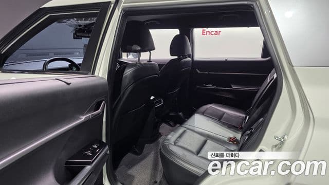 KG모빌리티(SsangYong) Torres T7, 2023 12