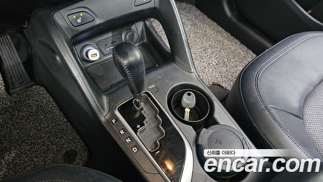 Hyundai Tucson ix Luxury, 2010 9