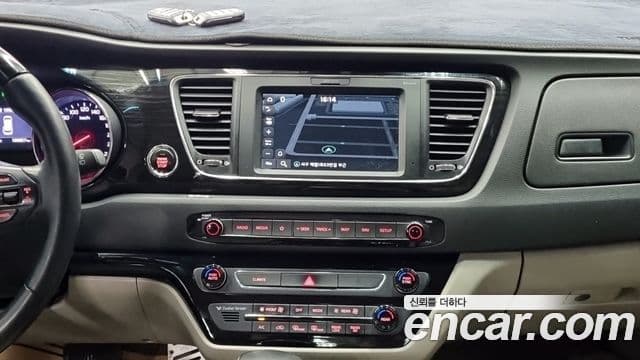 Kia The / новый New Carnival Special, 2019 11