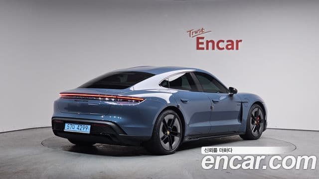 Porsche 타이칸 GTS, 2025 2