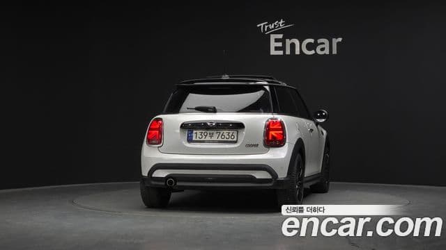 Mini Cooper 3세대, 2024 4