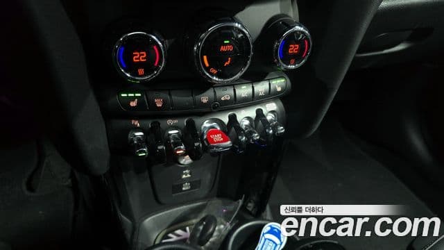 Mini Cooper 3세대, 2024 17