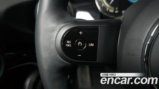 Mini Cooper 3세대, 2024 18