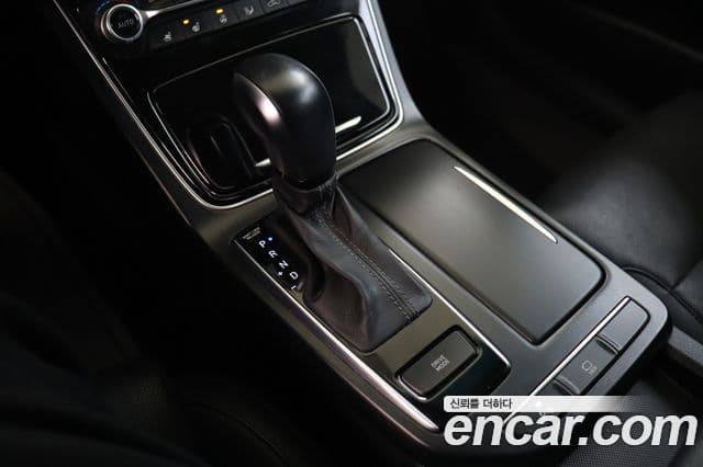 Hyundai Grandeur IG 3.0 LPi Modern (арендный автомобиль), 2019 9