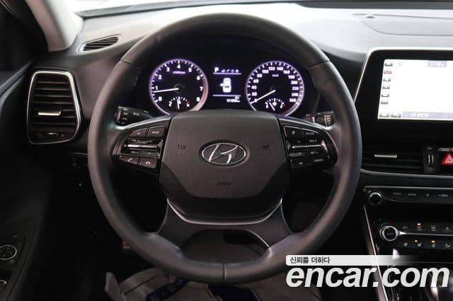 Hyundai Grandeur IG 3.0 LPi Modern (арендный автомобиль), 2019 12