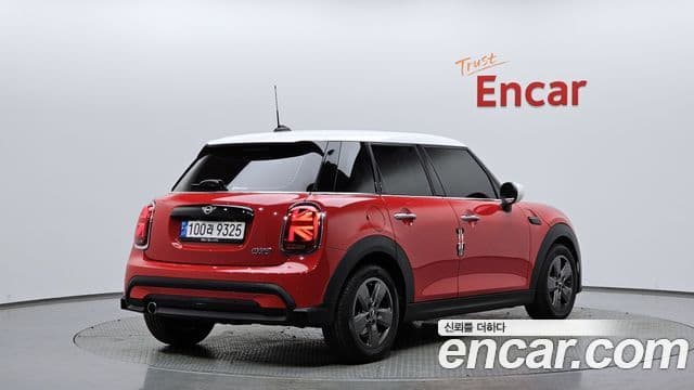 Mini Cooper 3세대, 2022 2