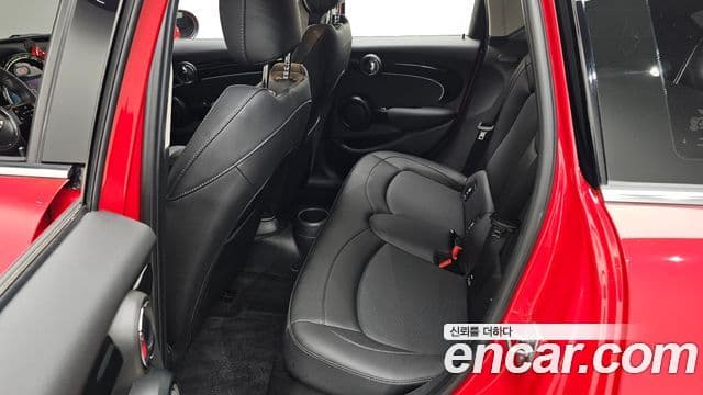 Mini Cooper 3세대, 2022 13