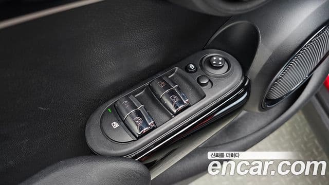 Mini Cooper 3세대, 2022 20