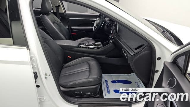 Hyundai Sonata (DN8) Premium Family, 2021 12