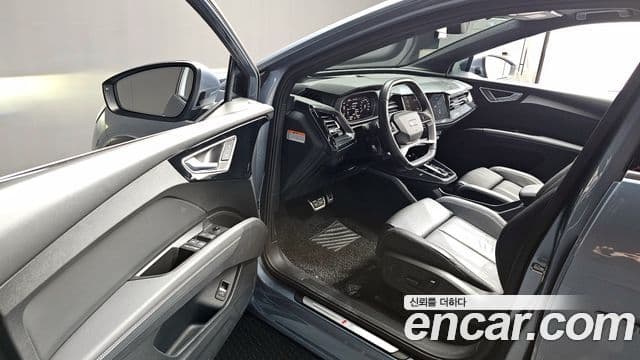 Audi Q4 e-Tron (F4) 40 Premium Sportback, 2022 10