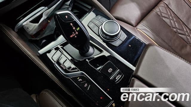 BMW 5시리즈 (G30), 2022 9