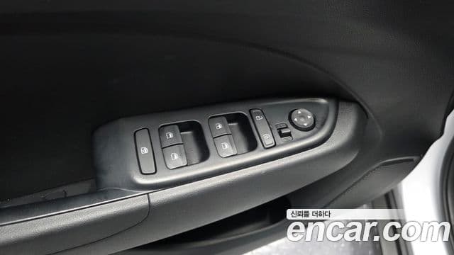 Hyundai Venue 1.6 Smart, 2020 18