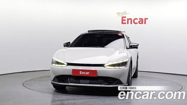 Kia EV6 Air, 2022 3