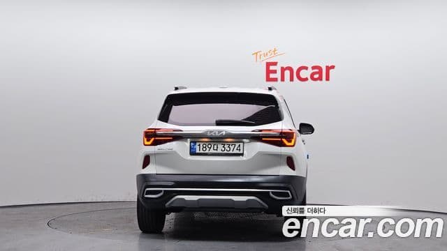 Kia Seltos Signature, 2023 4