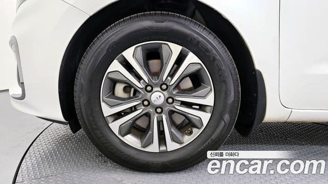 Kia The / новый New Carnival Luxury, 2019 все фото