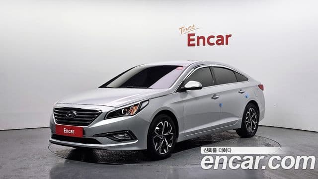 Hyundai LF Sonata Premium, 2017 1