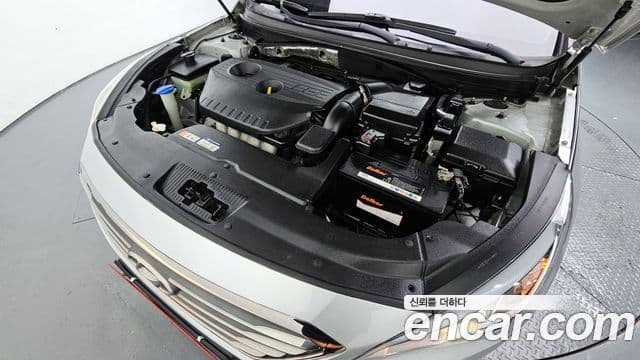 Hyundai LF Sonata Premium, 2017 6