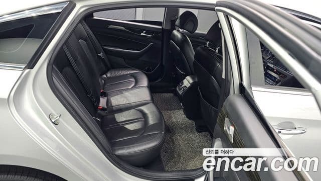 Hyundai LF Sonata Premium, 2017 12