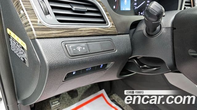 Hyundai LF Sonata Premium, 2017 15
