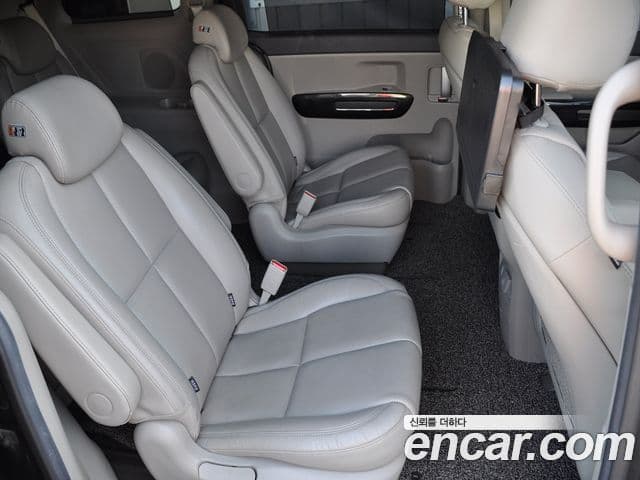 Kia All New Carnival Noblesse, 2016 12