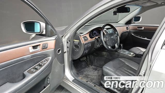 Hyundai Genesis Special, 2013 10