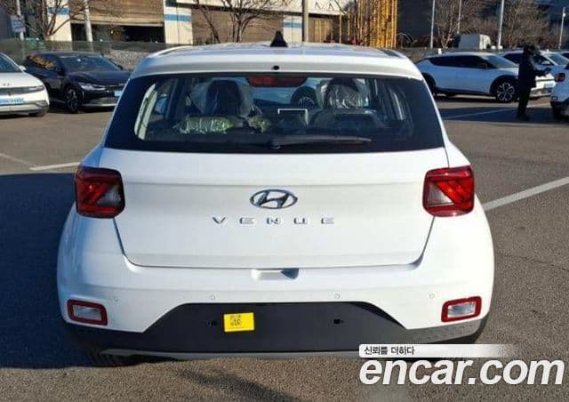 Hyundai Venue Premium, 2026 3