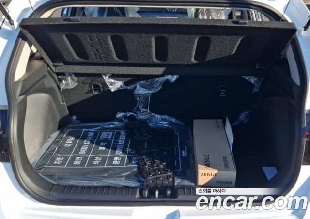 Hyundai Venue Premium, 2026 9