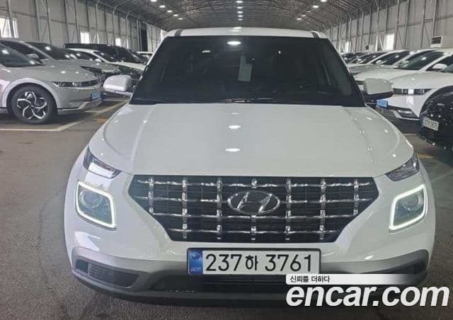 Hyundai Venue Premium, 2026 13