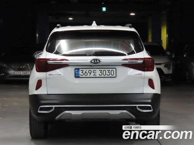 Kia Seltos Signature, 2021 3