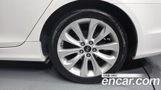 Hyundai YF Sonata топовая версия, 2010 все фото