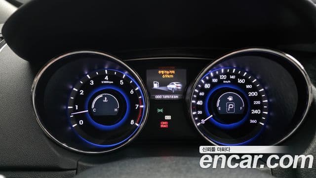 Hyundai YF Sonata топовая версия, 2010 8