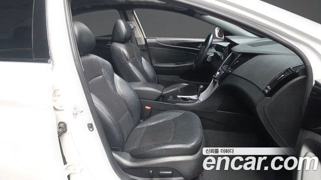 Hyundai YF Sonata топовая версия, 2010 11