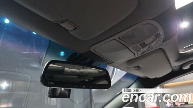 Hyundai YF Sonata топовая версия, 2010 17