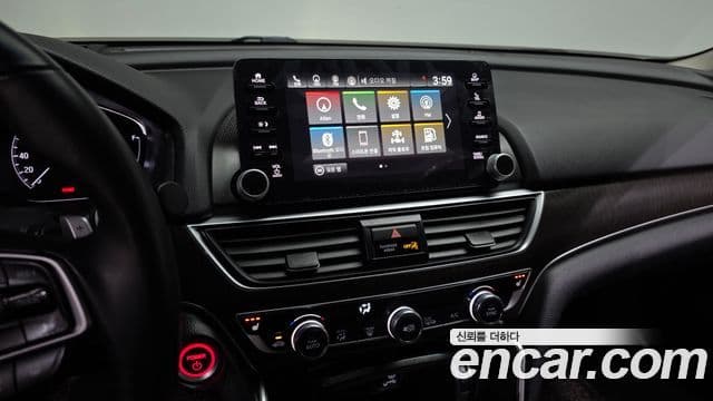 Honda Accord 10세대 2.0 гибрид Туринг (Touring), 2019 14