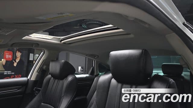 Honda Accord 10세대 2.0 гибрид Туринг (Touring), 2019 19