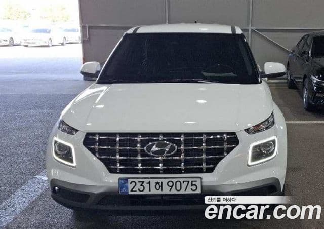 Hyundai Venue Premium, 2026 12