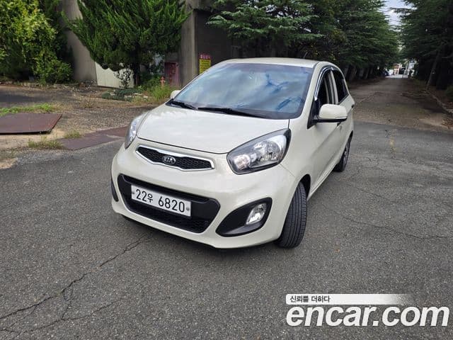 Kia All New Morning Deluxe Trendy, 2014 2
